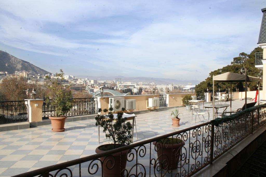 Hotel Gtm Kapan Tiflis Exterior foto