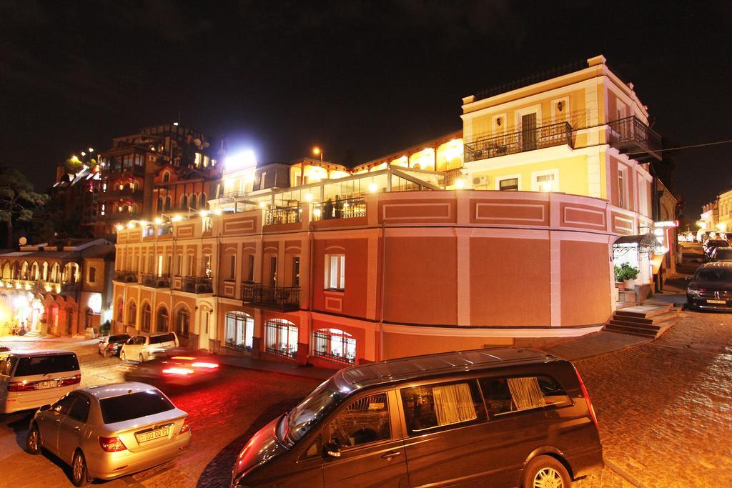 Hotel Gtm Kapan Tiflis Exterior foto